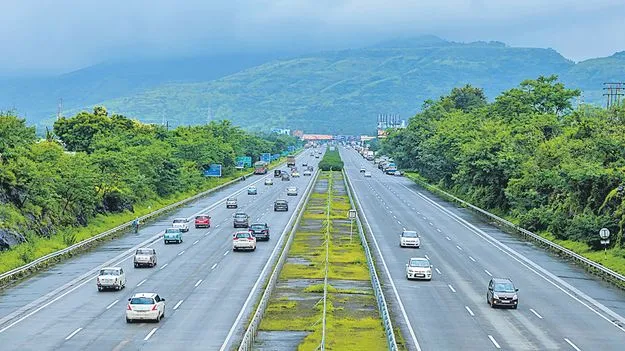 Hyderabad: గ్రీన్‌ఫీల్డ్‌ ఎక్స్‌ప్రెస్‌ వే  ఎక్కడ్నుంచి..?