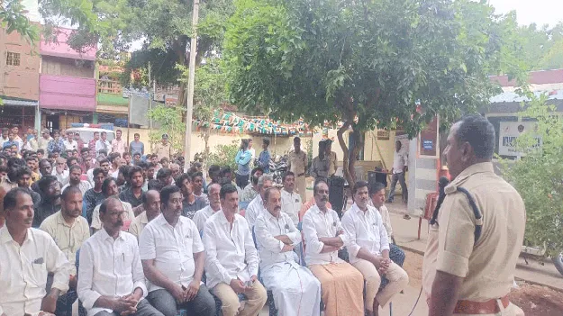 శాంతియుతంగా ఉత్సవాలు నిర్వహించాలి