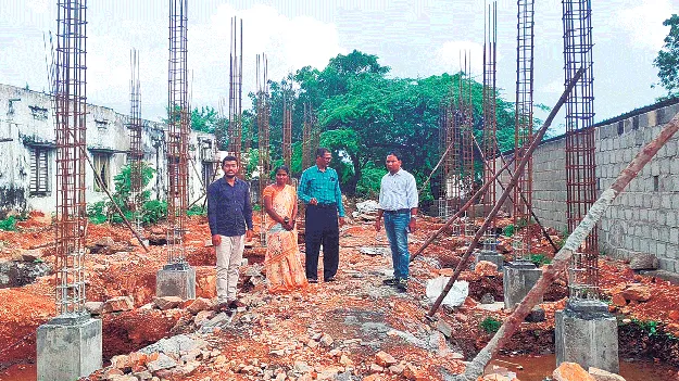 అదనపు తరగతి గదులు పూర్తి చేయాలి