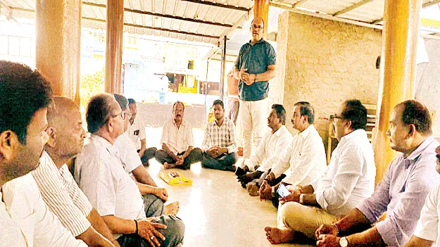 శ్రీకాకుళం జిల్లాలోనే కొనసాగించాలి