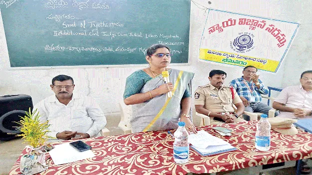 ‘బాల్య వివాహాలు చట్టరీత్యా నేరం’ 