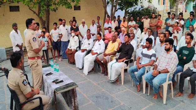  ఫ్యాక్షన రాజకీయాలకు దూరంగా ఉండండి