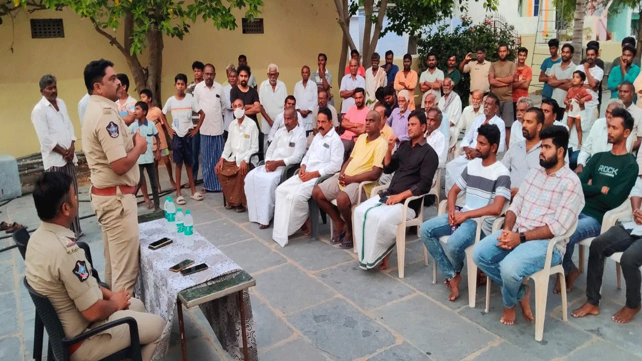  ఫ్యాక్షన రాజకీయాలకు దూరంగా ఉండండి