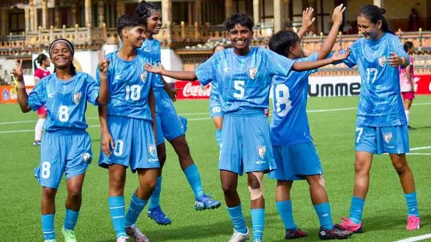 India U17 Football: అమ్మాయిలు అదే జోరు