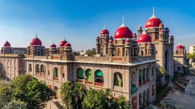 High Court: కోడిగుడ్ల టెండర్‌పై పిటిషన్‌ డిస్మిస్‌ 