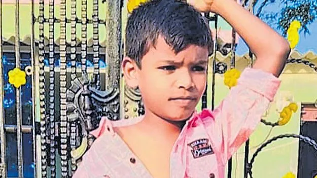 Nalgonda: గణేశుడి మండపం వద్ద కరెంట్‌ షాక్‌తో బాలుడి మృతి