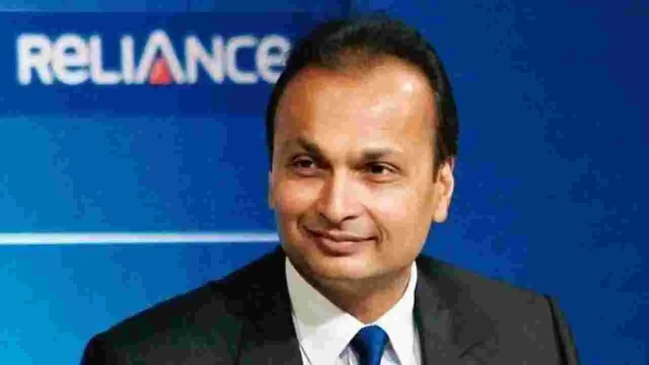 Anil Ambani: రూ.2929 కోట్ల మోసం కేసు.. అనిల్‌ అంబానీ ఇంట్లో సీబీఐ సోదాలు