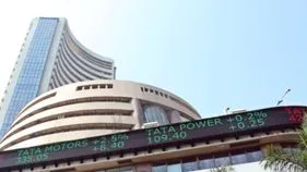 Sensex Nifty Drop: ట్రంప్ సుంకాల ఎఫెక్ట్.. 600 పాయింట్స్ నష్టపోయిన సెన్సెక్స్