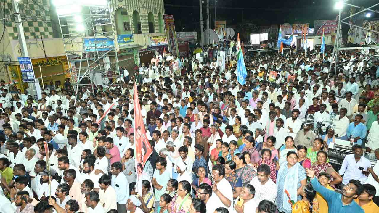 Congress  Janhita Padayatra: వరంగల్ జిల్లాకు చేరిన కాంగ్రెస్ జనహిత పాదయాత్ర.. పాల్గొన్న అగ్రనేతలు