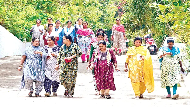 Dsc certificate : రేపటి నుంచి డీఎస్సీ అభ్యర్థుల సర్టిఫికెట్ల పరిశీలన 