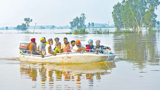 Heavy Rainfall: కశ్మీర్‌ నుంచి కన్యాకుమారి వరకు వరద బీభత్సం