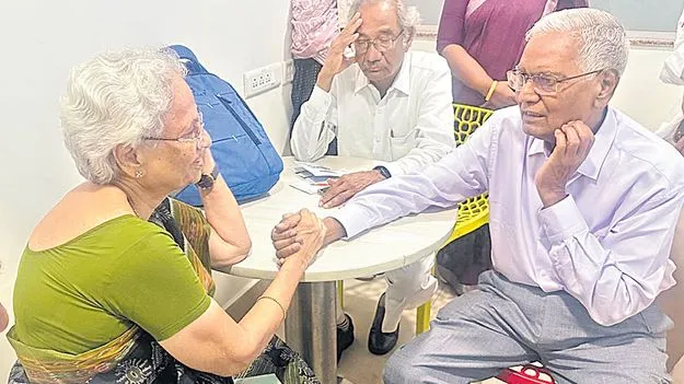 CPIM Leader: అధికార లాంఛనాలతో.. నేడుసురవరానికి వీడ్కోలు