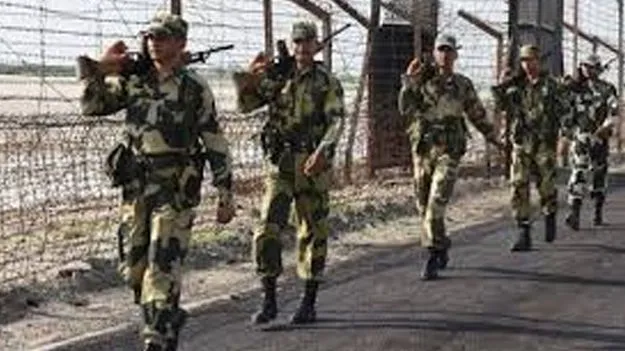 BSF Recruitment: జాబ్‌ కార్నర్‌ బీఎస్‌ఎఫ్‌లో 1121 హెడ్‌ కానిస్టేబుల్‌ పోస్టులు