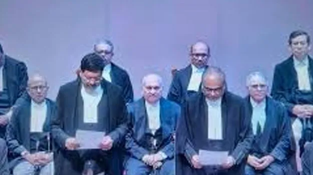 Supreme Court Judges: సుప్రీం న్యాయమూర్తులుగా జస్టిస్‌ అరాధే, జస్టిస్‌ పంచోలీ ప్రమాణం