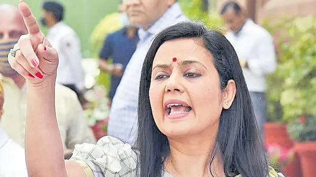 Mahua Moitra: అమిత్‌షా తల నరికి బల్లపై పెట్టాలి