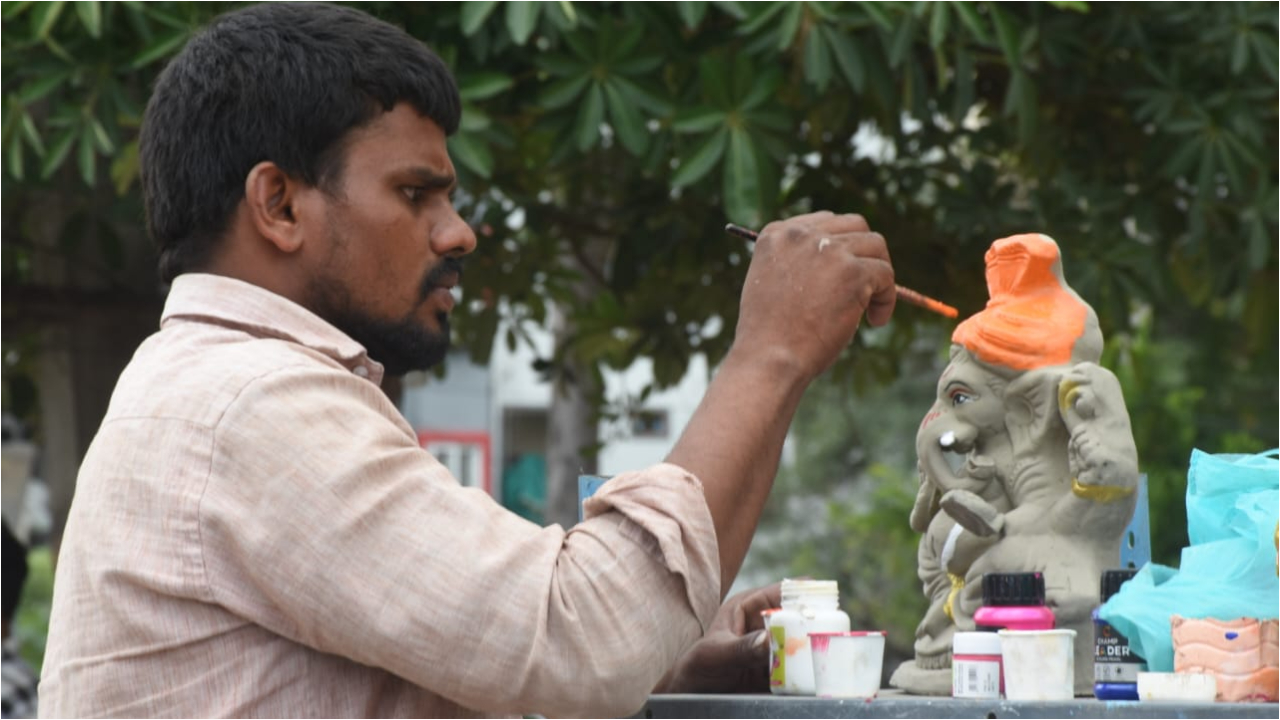 Vinayaka Chavithi 2025: మియాపూర్‌లో కలర్‌ఫుల్‌గా  గణనాథులు