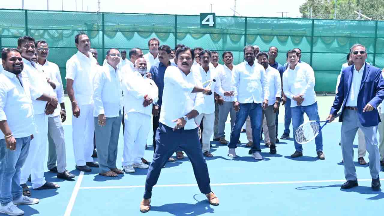 International Tennis Tournament: భువనగిరిలో అంతర్జాతీయ టెన్నిస్‌ సిరీస్‌ ప్రారంభం