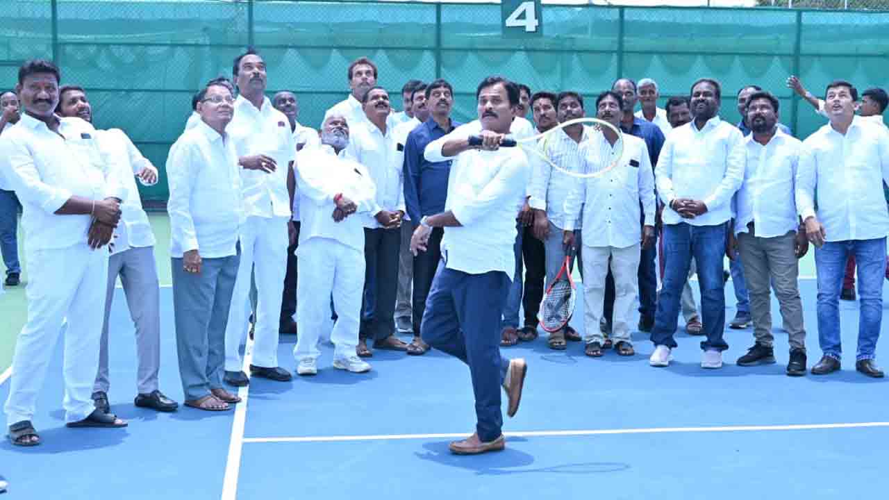 International Tennis Tournament: భువనగిరిలో అంతర్జాతీయ టెన్నిస్‌ సిరీస్‌ ప్రారంభం