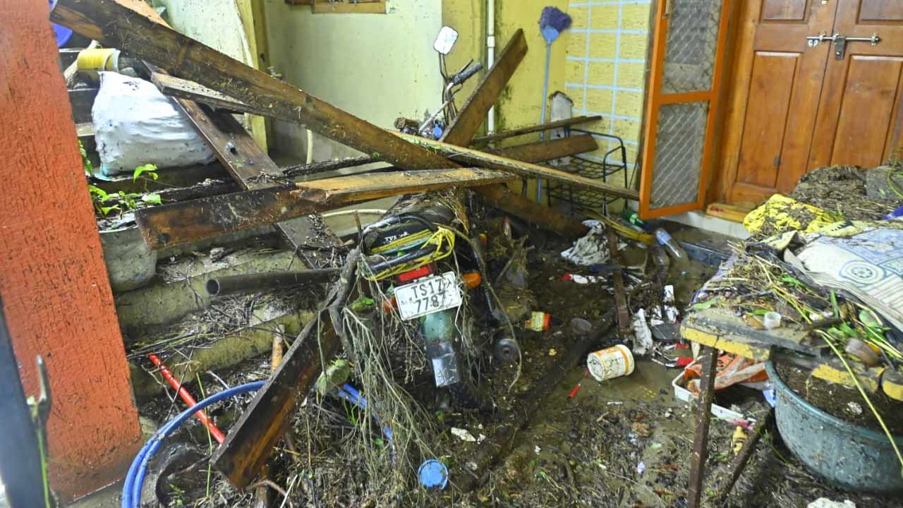 Kamareddy Rains: కామారెడ్డిలో జలవిలయం..