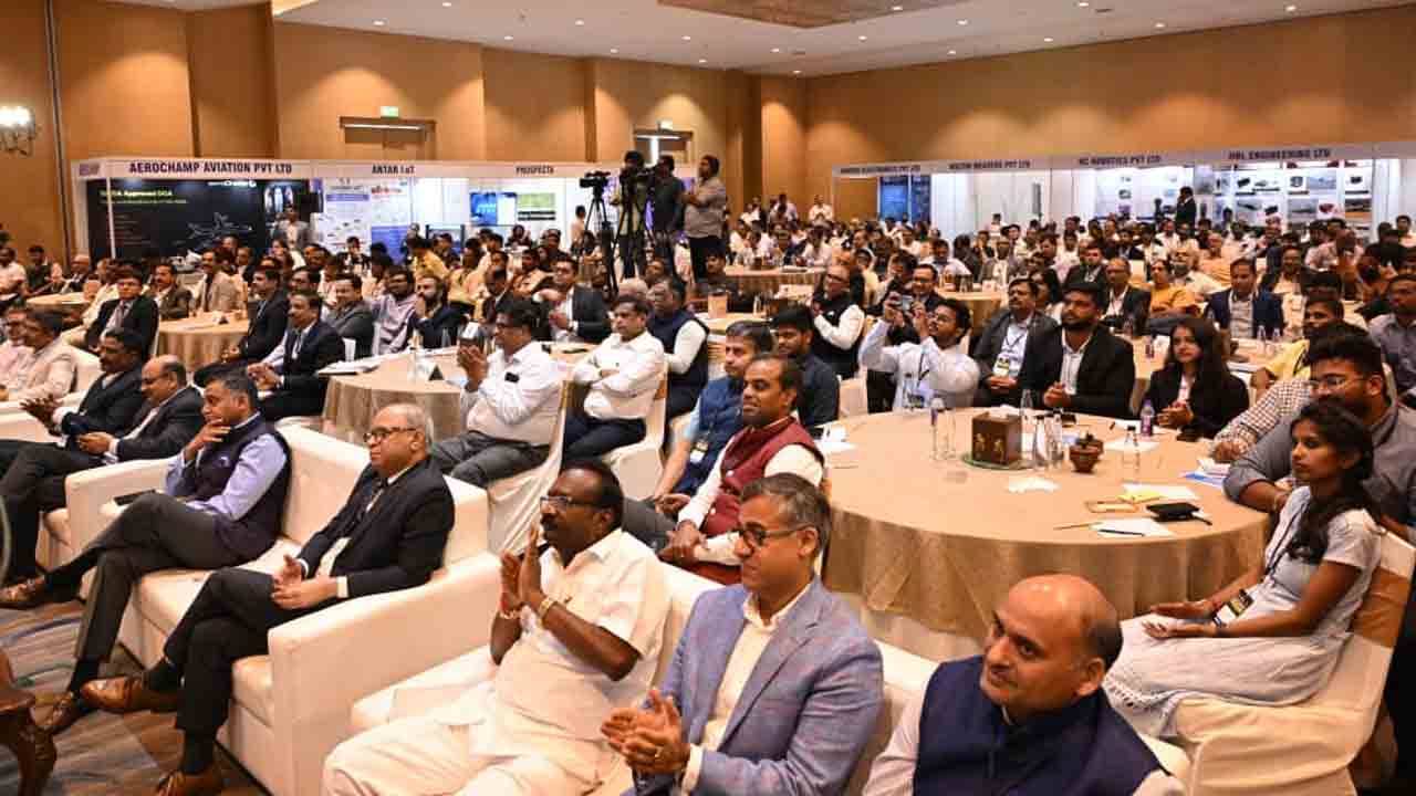 AP Minister Nara Lokesh: సీఎం చంద్రబాబు విజనరీ లీడర్ షిప్ వల్లే రాష్ట్రానికి గ్లోబల్ పరిశ్రమల రాక