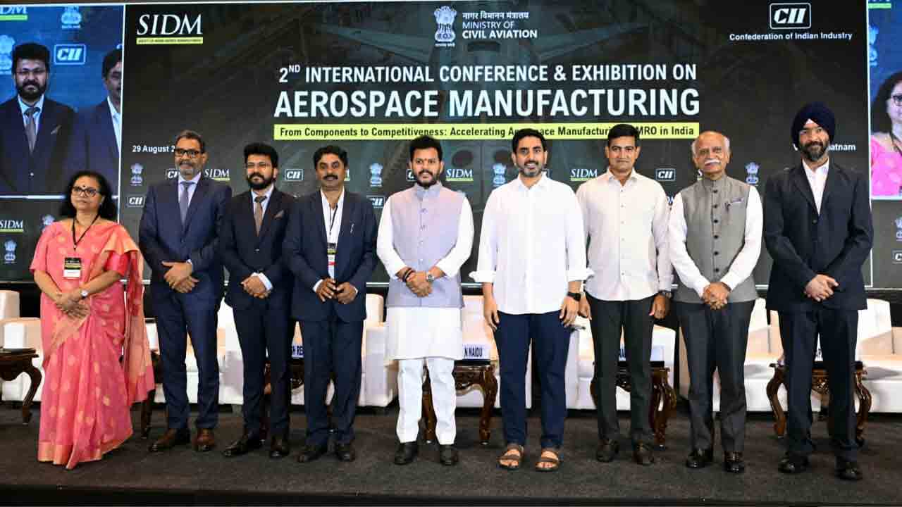 AP Minister Nara Lokesh: సీఎం చంద్రబాబు విజనరీ లీడర్ షిప్ వల్లే రాష్ట్రానికి గ్లోబల్ పరిశ్రమల రాక