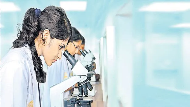  ఎం ఫార్మసీ కోర్సుల్లో ప్రవేశాలెన్నడో.!