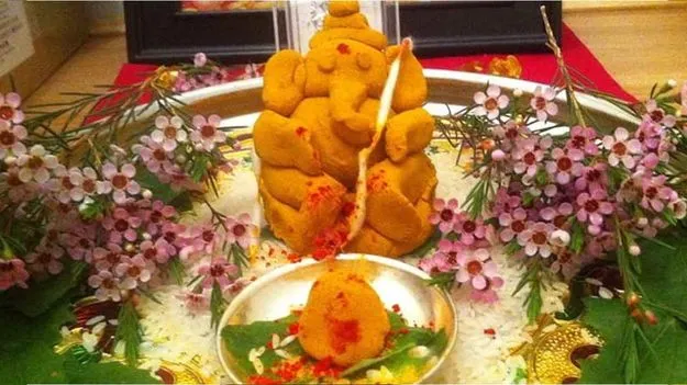 Vinayaka Chavithi: పసుపు గణపతి పూజ..