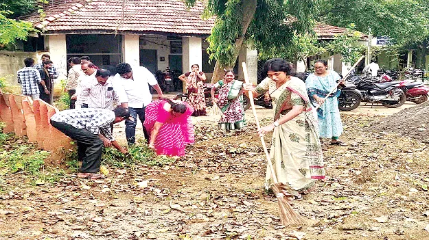  Responsibility పరిసరాల పరిశుభ్రత.. అందరి బాధ్యత