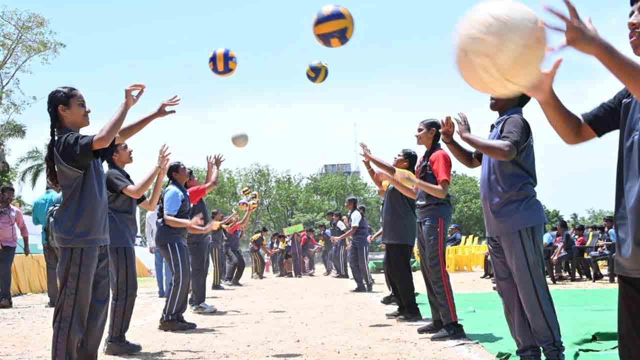 International Tennis Tournament: భువనగిరిలో అంతర్జాతీయ టెన్నిస్‌ సిరీస్‌ ప్రారంభం