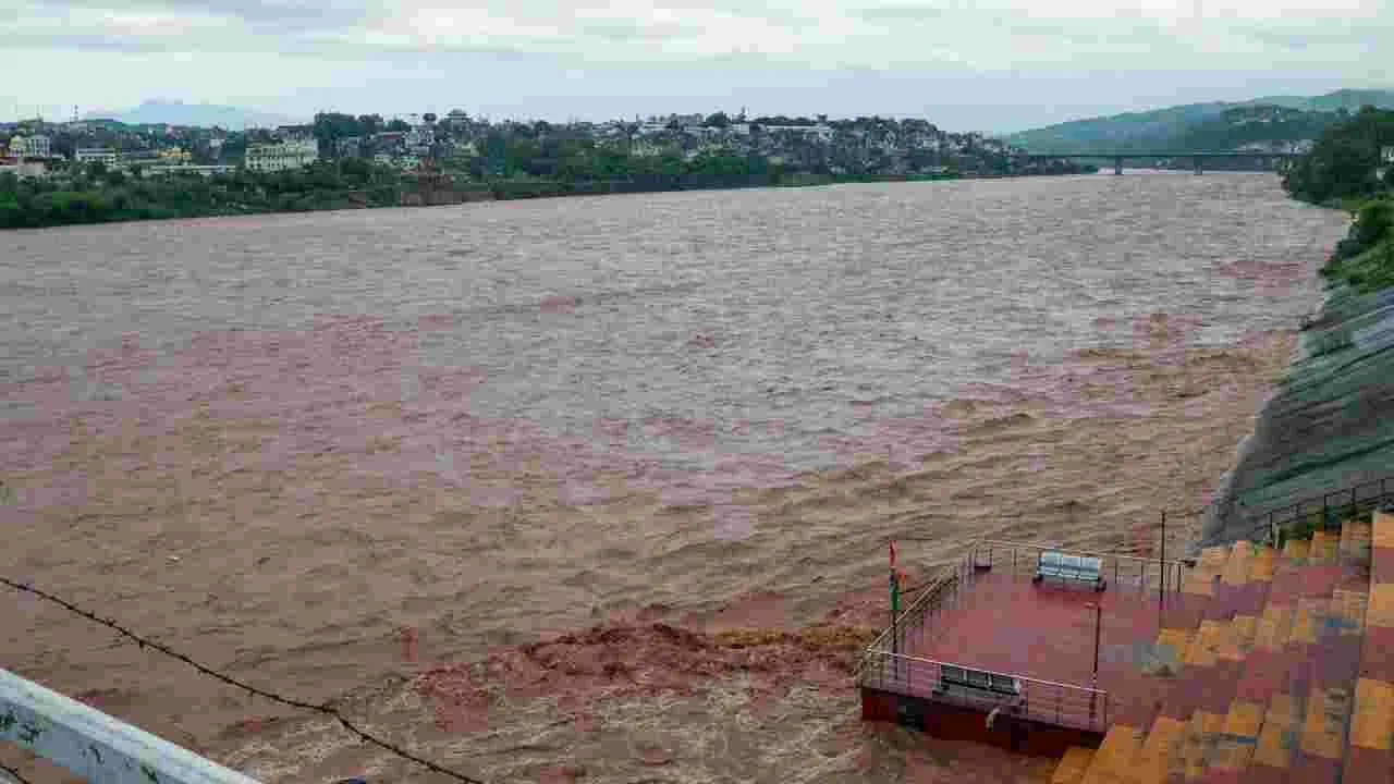 Tawi Flood Alert: పొంచి ఉన్న వరద ముప్పు.. పాక్‌ను భారత్ అప్రమత్తం చేసిందా.. 