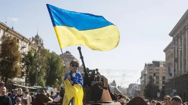 Ukraine Independence Day: ఉక్రెయిన్ స్వాతంత్ర దినోత్సవం వేళ కూడా ఇరు దేశాల మధ్య దాడులు