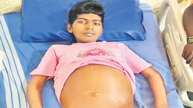 Medical Emergency: పేదింటి బిడ్డకు పెద్ద కష్టం 