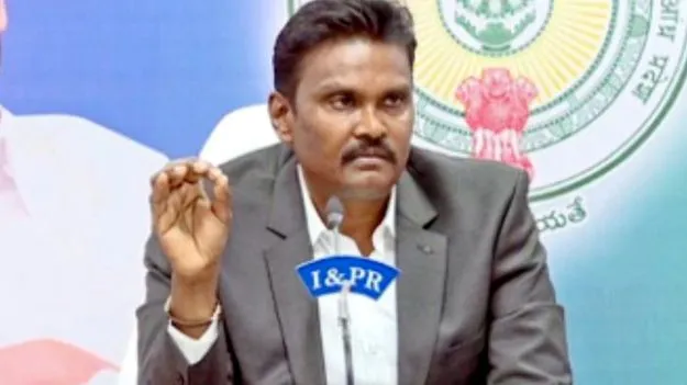 AP Govt: ఐపీఎస్‌ సునీల్‌కుమార్‌ సస్పెన్షన్‌ ఆరు నెలలు పొడిగింపు
