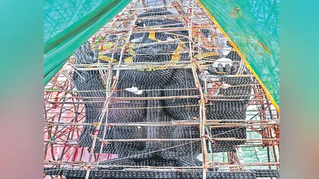 Visakhapatnam: కోటి లింగాలతో 108 అడుగుల గణపతి 