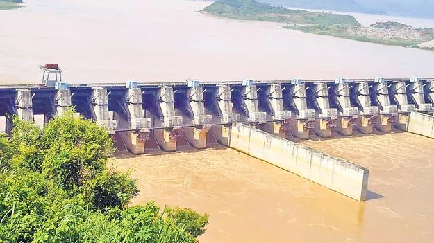 Flood Inflow: శాంతిస్తున్న కృష్ణా, గోదావరి 