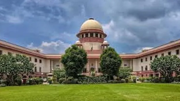 Supreme Court: గవర్నర్లు జడ్జిలు కాదు