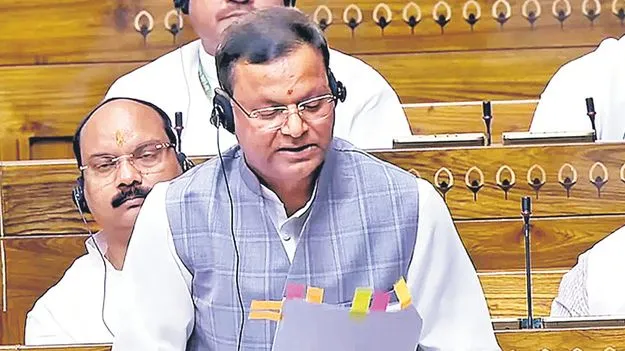 Pankaj Chaudhary: మొదటిసారి రుణం తీసుకునేవారికి కనీస సిబిల్‌ స్కోర్‌ అక్కర్లేదు