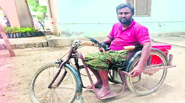 ఆధార్‌ అప్‌డేట్‌ కోసం అవస్థలు