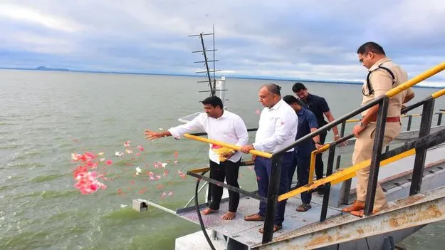 ప్రాణ, ఆస్తి నష్టం జరగకుండా ముందస్తు చర్యలు చేపట్టాలి