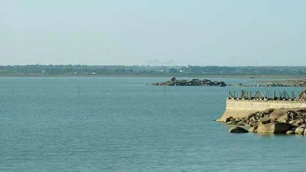 Hyderabad: జంట జలాశయాలకు భారీగా వరద