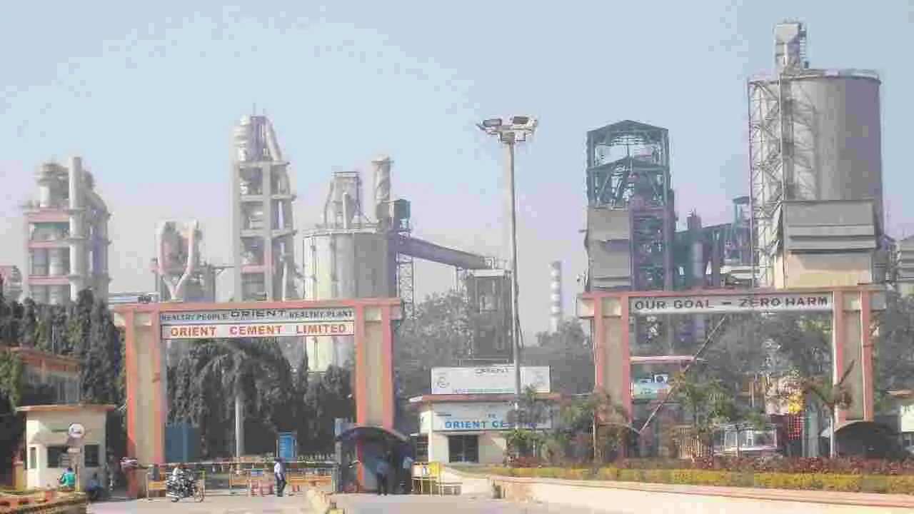 ‘ఓరియంట్‌’  ఎన్నికల్లో హోరాహోరీ