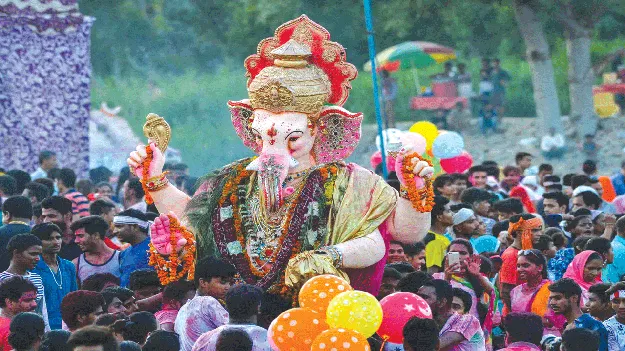  ఆదిదేవుడి ఆగమనం...