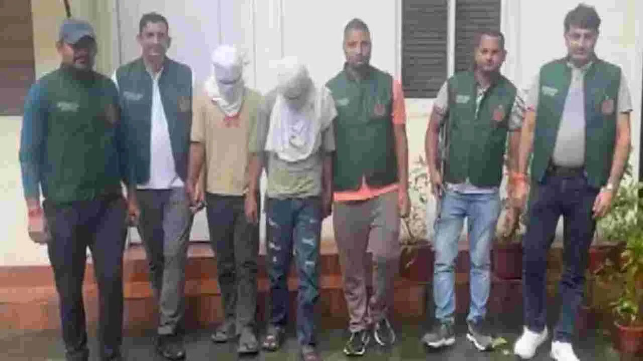 Elvish Yadav: ఎల్విష్ యాదవ్‌ ఇంటిపై కాల్పులు జరిపిన ఇద్దరు షూటర్ల అరెస్టు