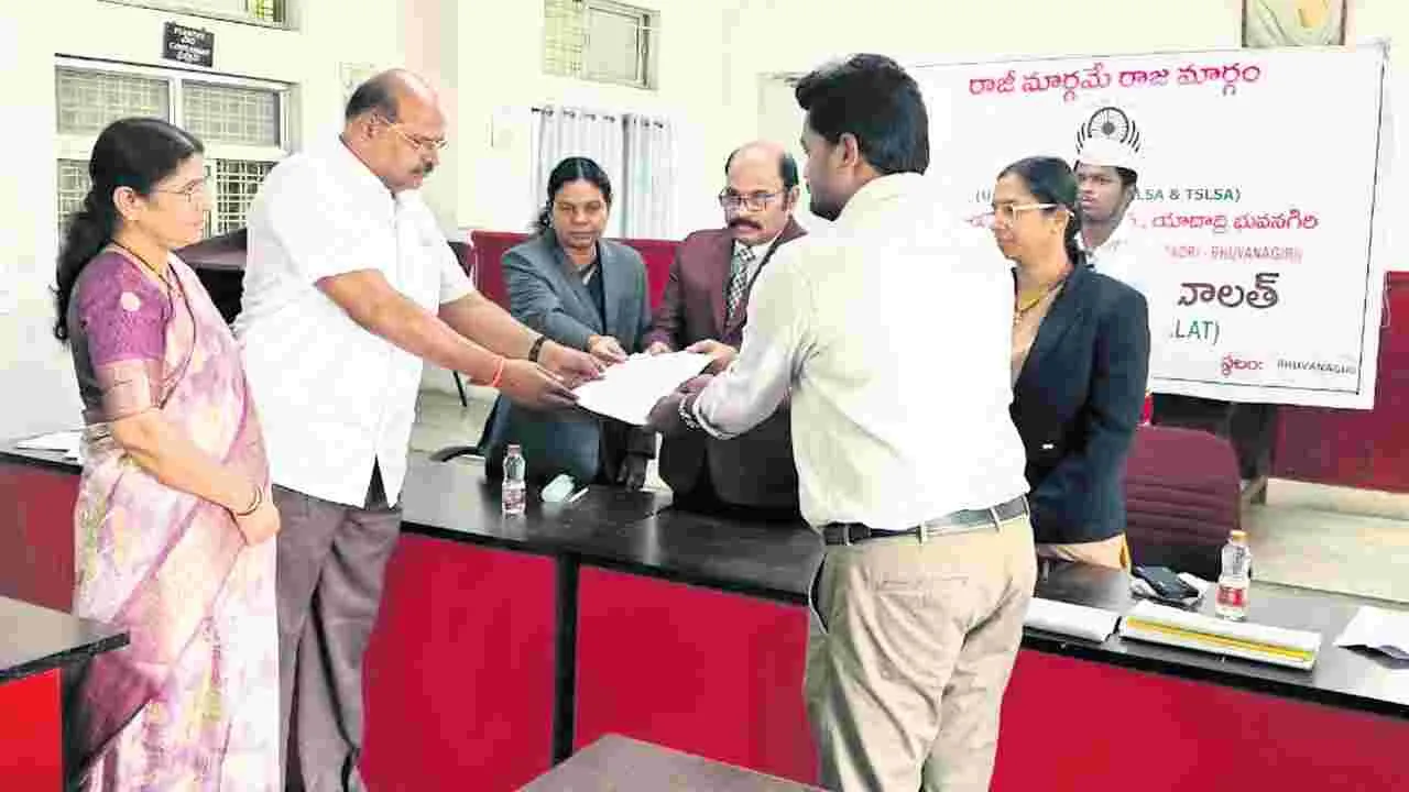 లోక్‌ అదాలత్‌ పరిష్కారాలు అత్యుత్తమం