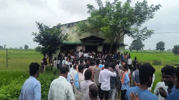 kumaram bheem asifabad- అదను దాటుతున్నా.. అందని యూరియా