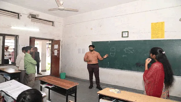 kumaram bheem asifabad- విద్యార్థులకు రుచికరమైన ఆహారాన్ని అందించాలి