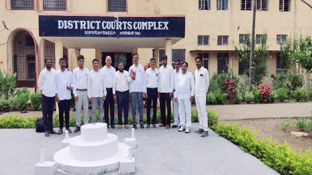 kumaram bheem asifabad-న్యాయవాదులకు రక్షణ చట్టం అమలు చేయాలి