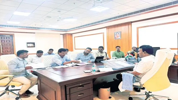 ఆ మిల్లర్లపై చర్యలు తీసుకోవాలి