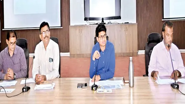 యువతకు ఉద్యోగావకాశాలు కల్పించాలి