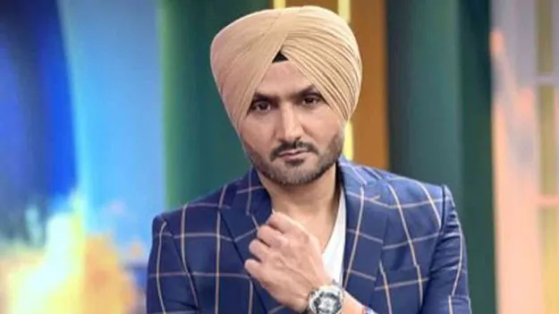Harbhajan Singh: మరోసారి క్షమాపణ కోరుతున్నా